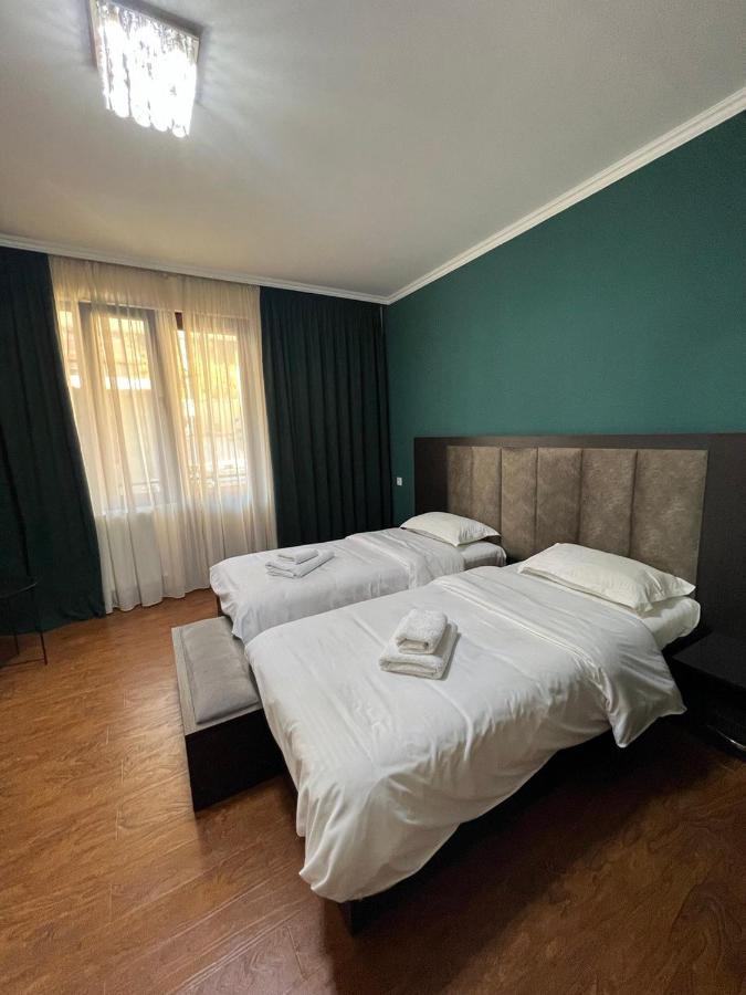 Monte Bianco Bed & Breakfast Mestia Exterior foto