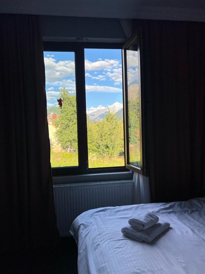 Monte Bianco Bed & Breakfast Mestia Exterior foto